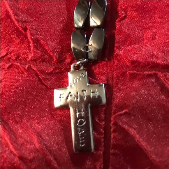 Magnetic Jewelry is sometimes prescribed for pain - Picture 5 of 6